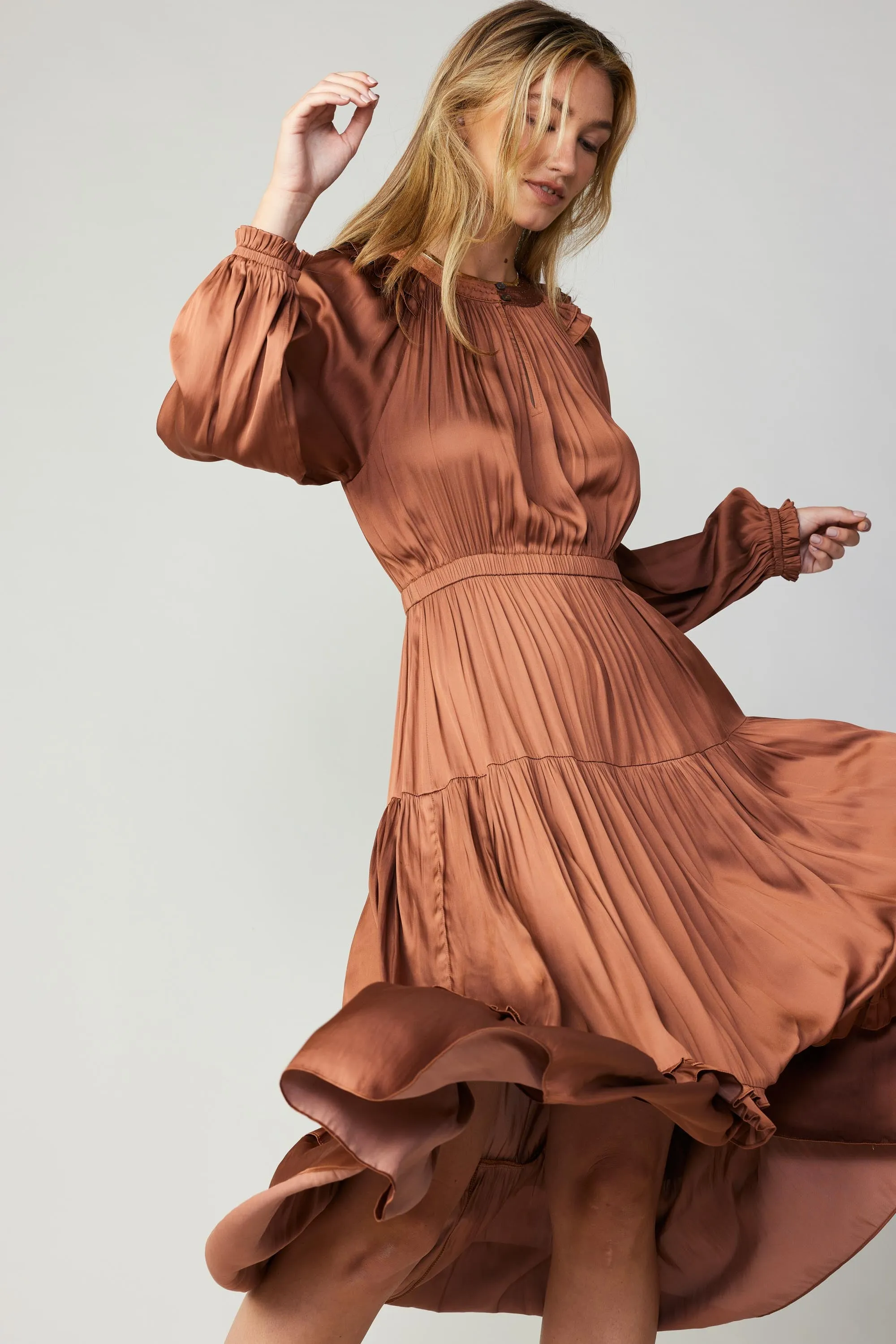 Hera Ruffled Midi Dress